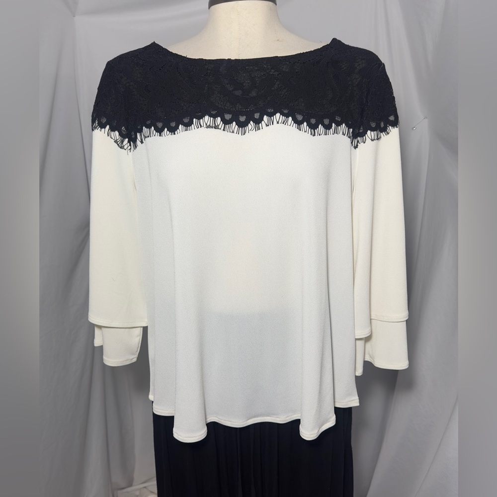 Chicos Lace Yoke Top Black White Ecru Blouse Size 1 (US Medium) NWT $69